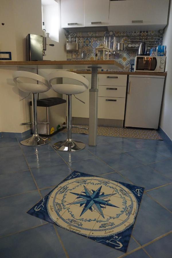 Donna Rosalia Apartment Амалфи Екстериор снимка